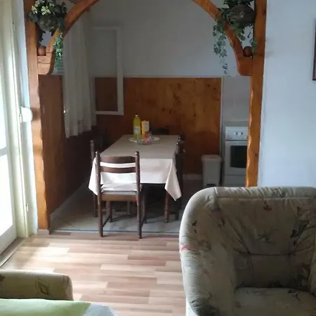 Apartman Pavlic Omis