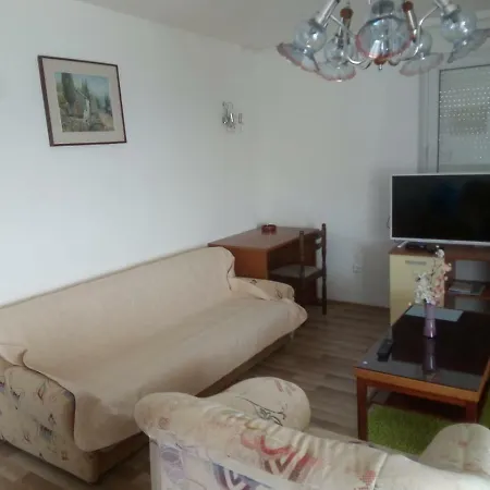 Apartman Pavlic * Omis