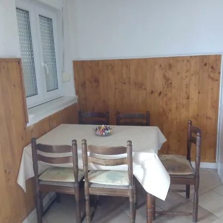 Apartman Pavlic Omis